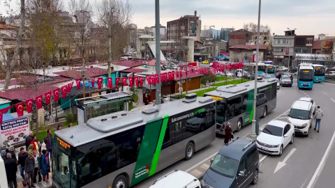 Büyükşehir 10 Yeni Hibrit Otobüsle Toplu Taşımada Standardı Artırıyor