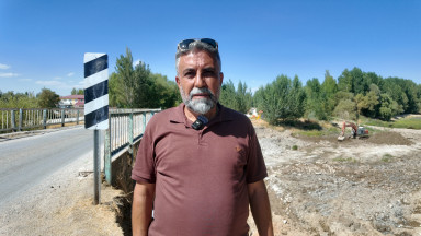Geçit Mahalle Muhtarı Ömer Özer